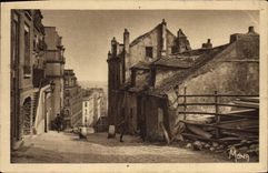 CPA Paris Montmartre La rue du Mont Cenis et la Maison de Mimi Pinson a droite 