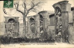 CPA Aix en Provence Vue d'Ensemble du Tombeau Sec 