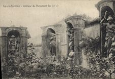 CPA Aix en Provence Interieur du Monument Sec 
