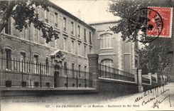 CPA Aix en Provence Le Museum Boulevard du Roi Rene 