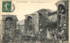 CPA Aix en Provence Interieur du Monument Sec 