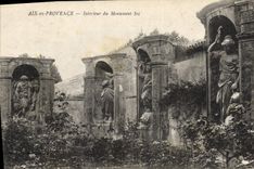 CPA Aix en Provence Interieur du Monument Sec 
