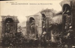 CPA Aix en Provence Interieur du Monument Sec 