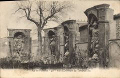 CPA Aix en Provence Vue d'Ensemble du Tombeau Sec 