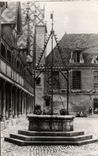 CPA Beaune Cote d'Or Les puits des Hospices 