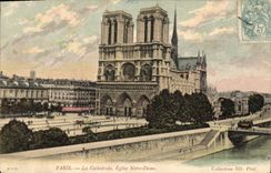 CPA Paris la Cathedrale Eglise Notre Dame 