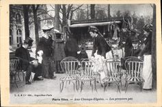 REPRO Paris Veou aux Champs Elysees les Premiers Pas 