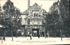 CPA Nancy Porte Notre Dame des Champs ou de la Citadelle 1596 statue de Charles III par G Viard 1863