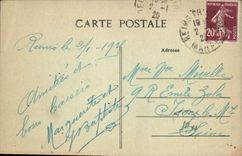 CPA Reims dans les Ruines apres la Retraite des Allemands La Cathedrale