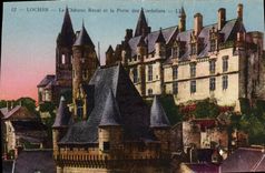 CPA Loches Le Chateau Royal et la Porte des Cordeliers 