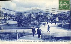 CPA Nice vue d'ensemble du Jardin Public Au fond le Casino Municipal a droit Monument de la Poesie 