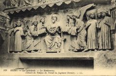 CPA Reims La Cathedrale Les Bienheureux Details du Tympan du Portail du Jugement Dernier 