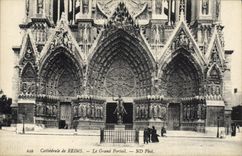 CPA Cathedrale de Reims Le Grand Portail 
