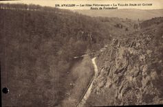 CPA Avallon Les Sites Pittoresques La Vallee Jolie du Cousin Route de Pontaubert 