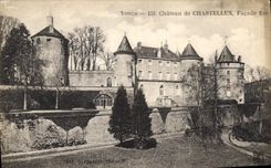 CPA Yonne Chateau de Chastellux Facade Est 