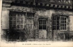 CPA Avallon Maison antique Rue Boquillot 