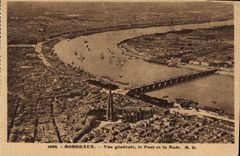 CPA Bordeaux Vue generale le Pont et la Rade 