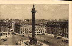 CPA Paris en flanant Place et Colonne Vendome 