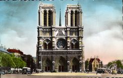 CPA Paris Facade de la Cathedrale Notre Dame 