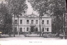 CPA Vichy Hotel de Ville 