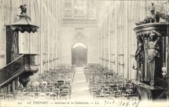 CPA Le Treport Interieur de la Cathedrale 