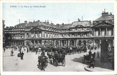 CPA Paris La Place du Palais Royal 