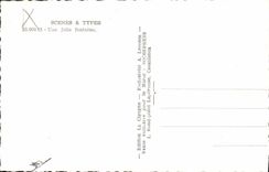 CPA Scenes Types Une jolie fontaine