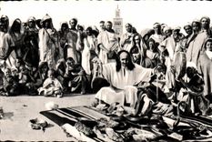 CPA Scenes et Types Charmeur de serpents 