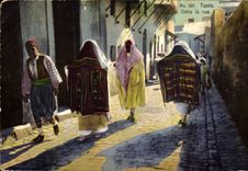 CPA Tunis Dans la rue 