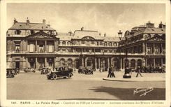 CPA Paris Le Palais Royal 