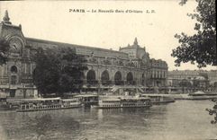 CPA Paris La Nouvelle Gare d'Orleans Bateaux