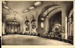 CPA Vichy Allier le Hall et le Buvette des Celestins 