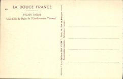 CPA Vichy Allier Une Salle de Bains de l'Etablissement Thermal 