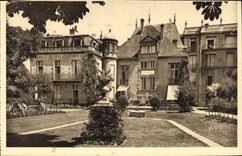 CPA Vichy Allier le Pavillon de Madame de Sevigne 