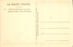 CPA Fontainebleau S et M Jardins du Palais Allee des Platanes 