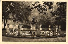 CPA Fontainebleau S et M Jardins du Palais Fontaine de Diane 