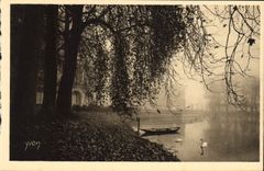 CPA Fontainebleau S et M le Palais Matin d'Automne 