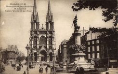CPA Marseille Monument des Mobiles et l'Eglise Saint Vincent de Paul 
