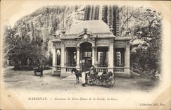 CPA Marseille Ascenseur de Notre Dame de la Garde la Gare 