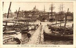 CPA Marseille Vieux port et Notre Dame de la Garde 