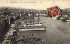 CPA Marseille Vue generale du Vieux Port 