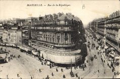CPA Marseille Rue de la Republique 
