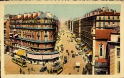 CPA Marseille Le Quai du Port et la Rue de la Republique 