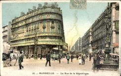 CPA Marseille La Rue de la Republique 