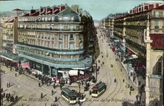 CPA Marseille La Rue de la Republique 