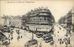 CPA Marseille La Rue de la Republique 