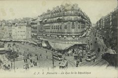 CPA Marseille La Rue de la Republique 