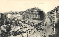 CPA Marseille Le Rue de la Republique 