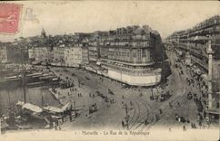 CPA Marseille La Rue de la Republique 