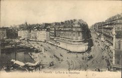 CPA Marseille La Rue de la Republique 